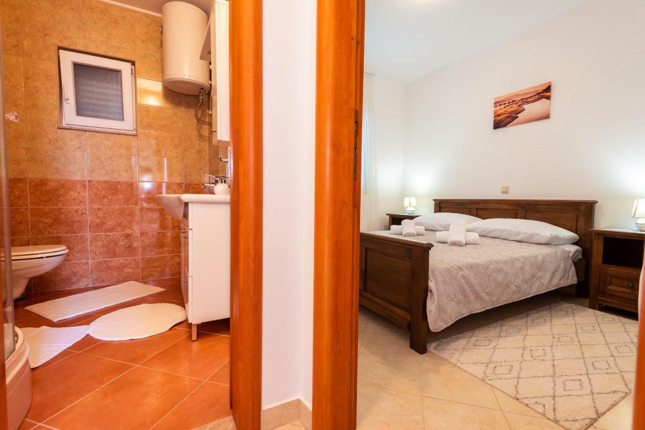Apartmani Marina Klek Esterno foto