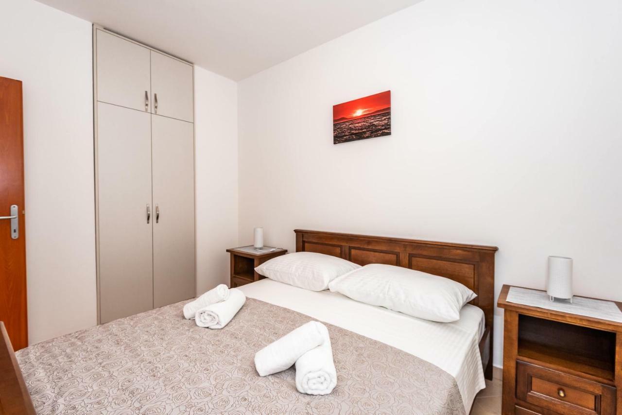 Apartmani Marina Klek Esterno foto